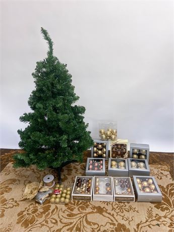 Christmas Decor Collection