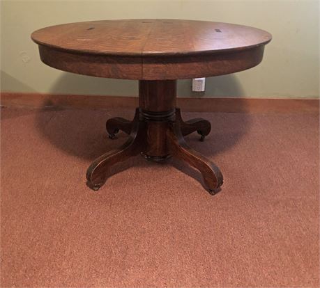 Victorian Oak Pedestal Dining Table