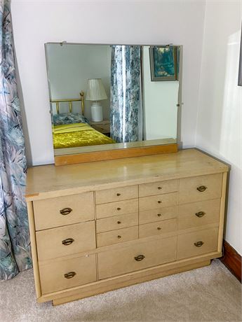 Mid Century Broyhill Mirrored Dresser