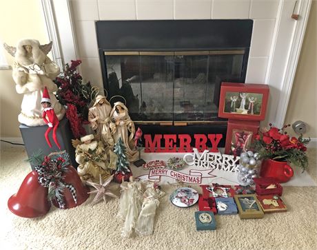 Christmas Holiday Display & Collectibles