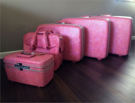 Mid Century Samsonite Silhouette Pink Luggage Set